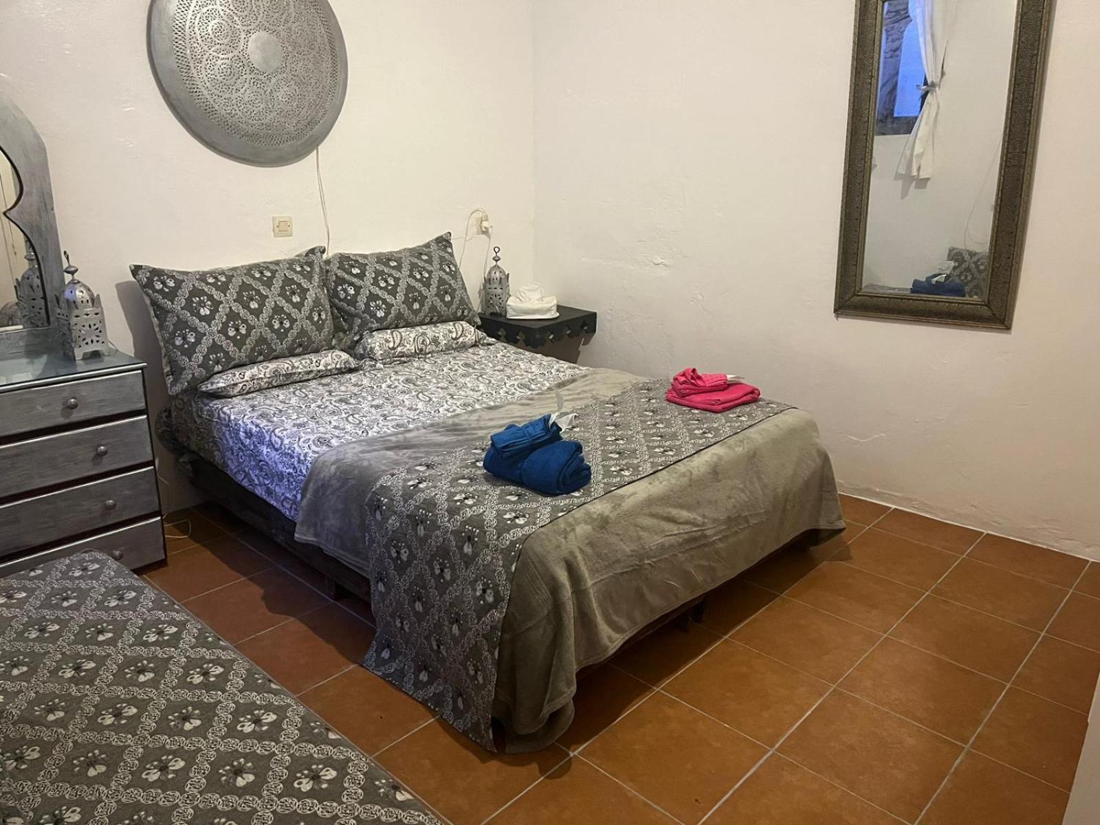 Hathor ,Casa Marroqui Con Dos Terrazas En La Medina Antigua , Ideal Parejas!! Wifi!! Асила Екстериор снимка