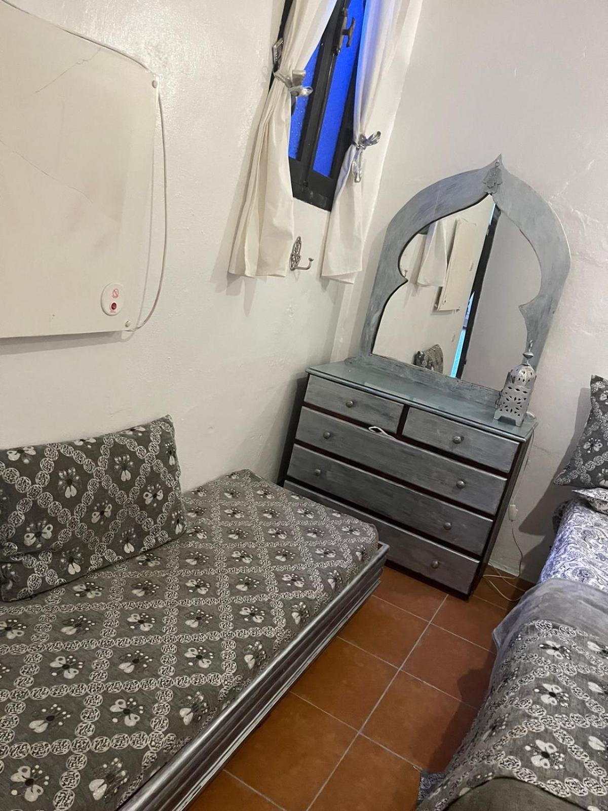 Hathor ,Casa Marroqui Con Dos Terrazas En La Medina Antigua , Ideal Parejas!! Wifi!! Асила Екстериор снимка